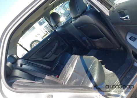 2004 Honda Accord 2.4 Ex из США, поврежденный, VIN 1HGCM56874A036118